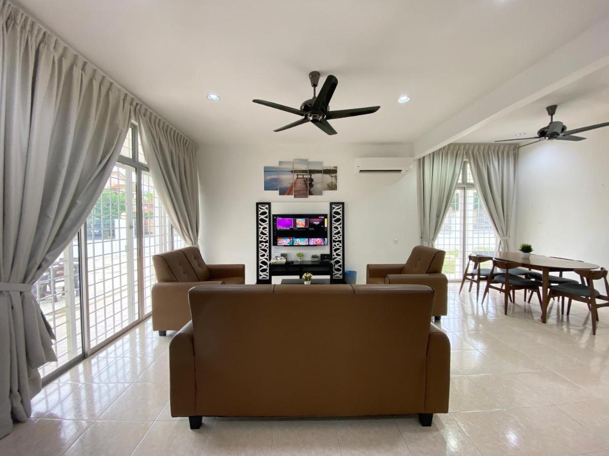 Langkawi Cozy Holiday Home At Bukit Indah By Zervin Kuah Exterior foto